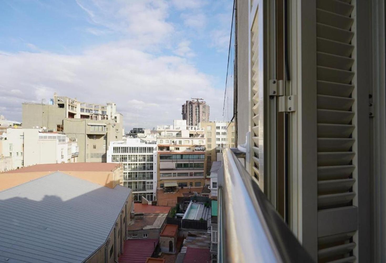 Ola Living Plaza Catalunya Apartamento