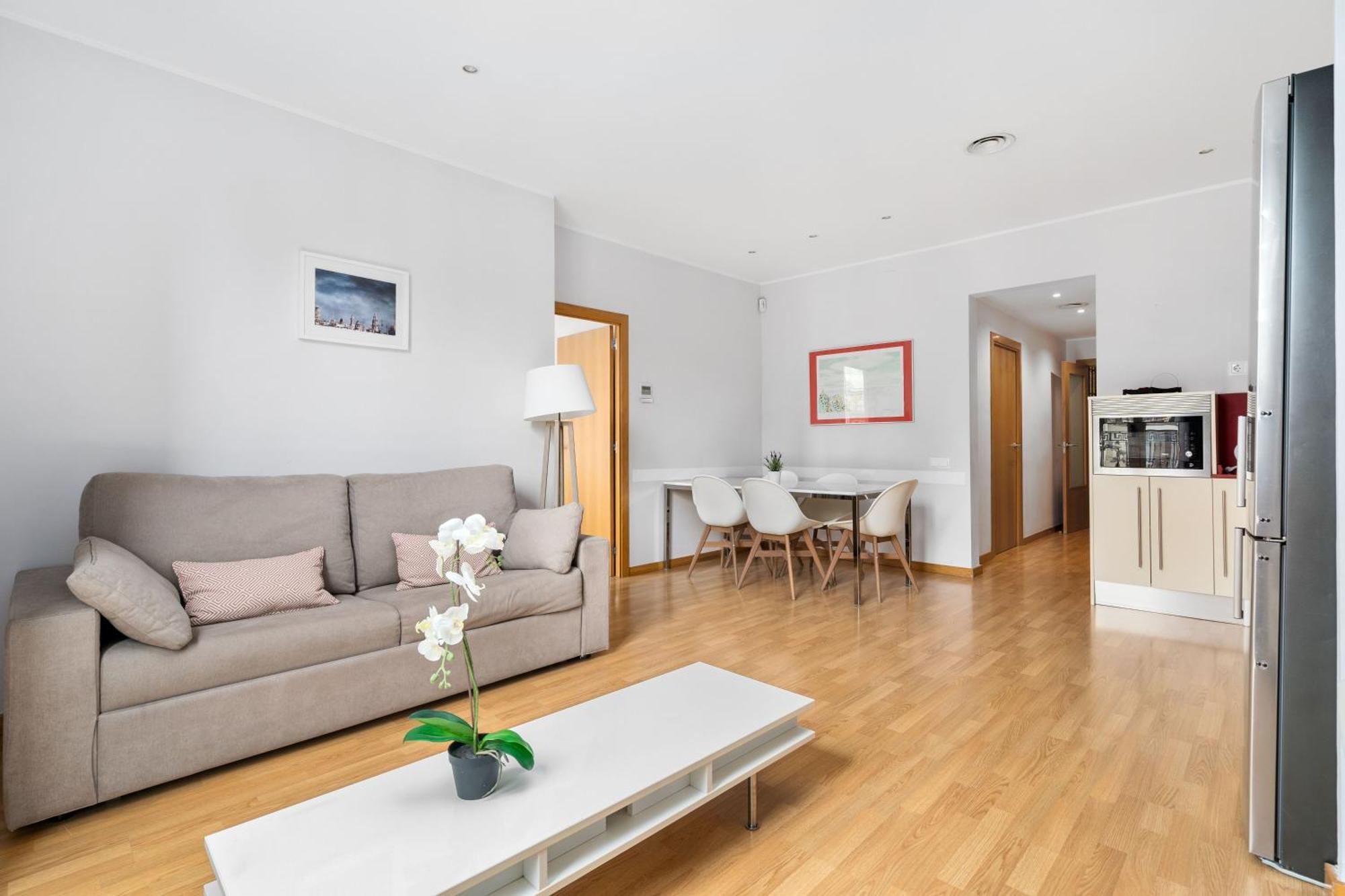 Flateli Pelayo H3 Apartamento *