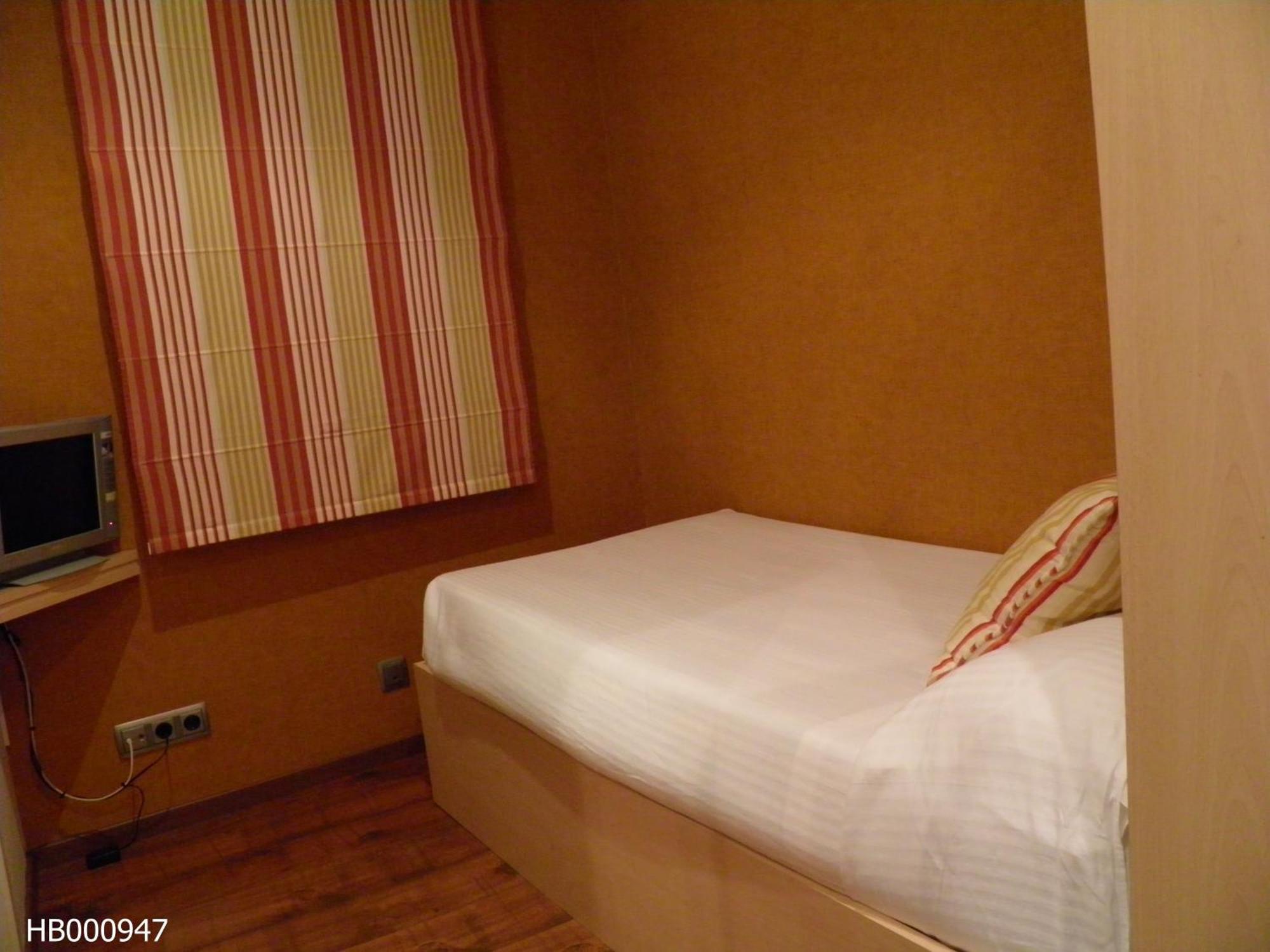 Annex - Rey Don Jaime I * Barcelona