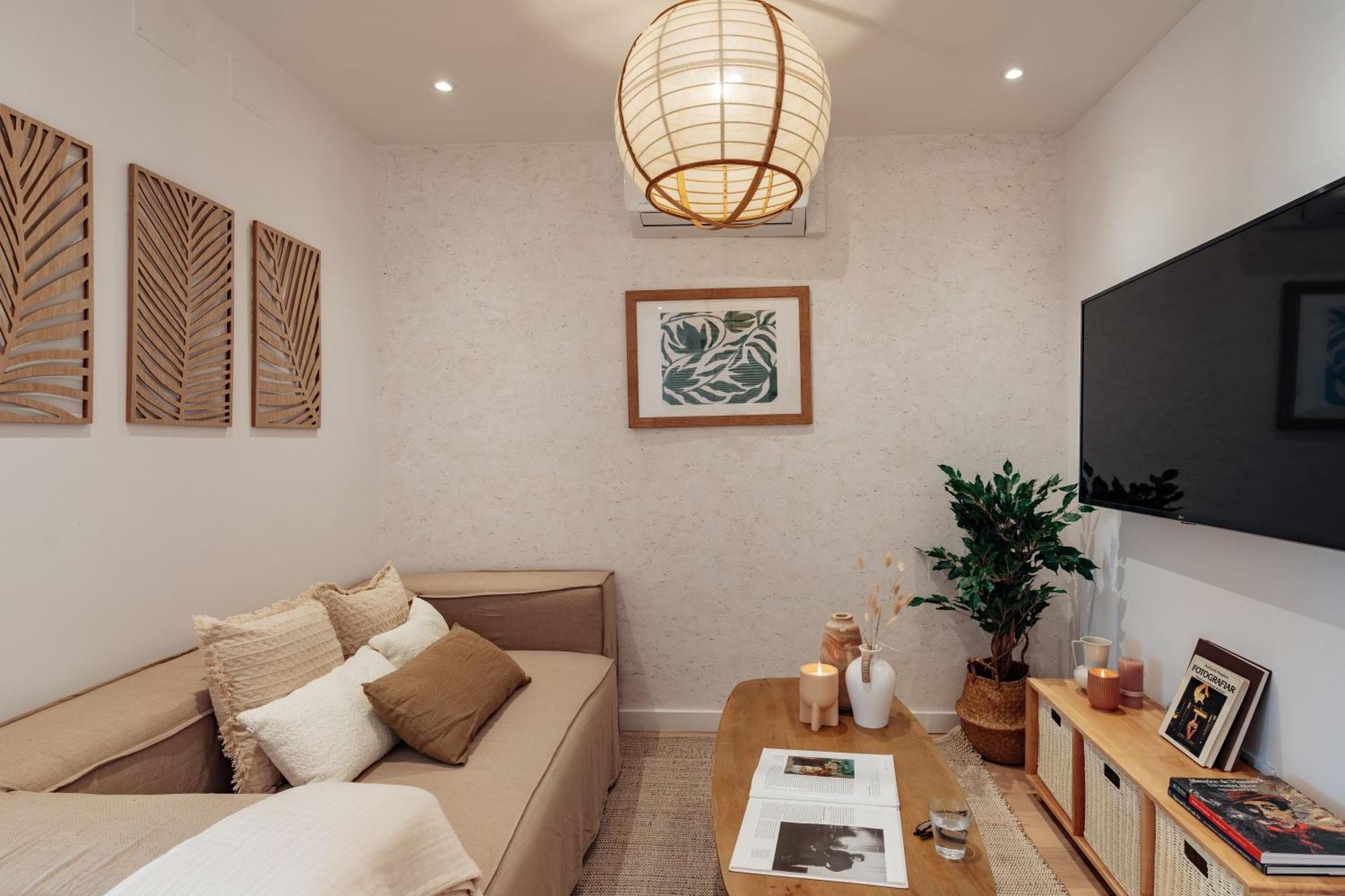 Casa Faro - 2 Bedroom In Gracia * Barcelona