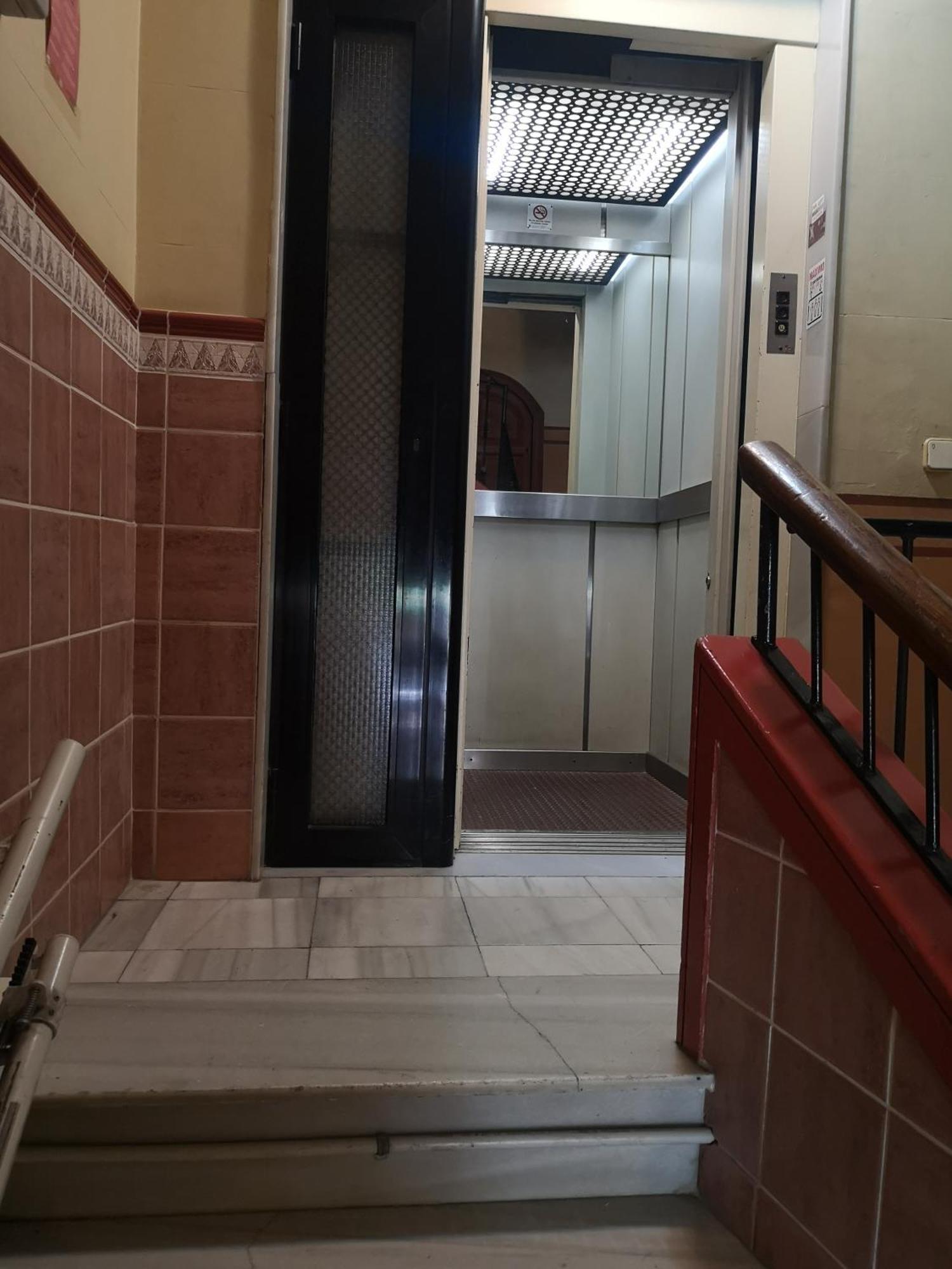 Aparteasy - Family Sant Antoni Apt. Apartamento