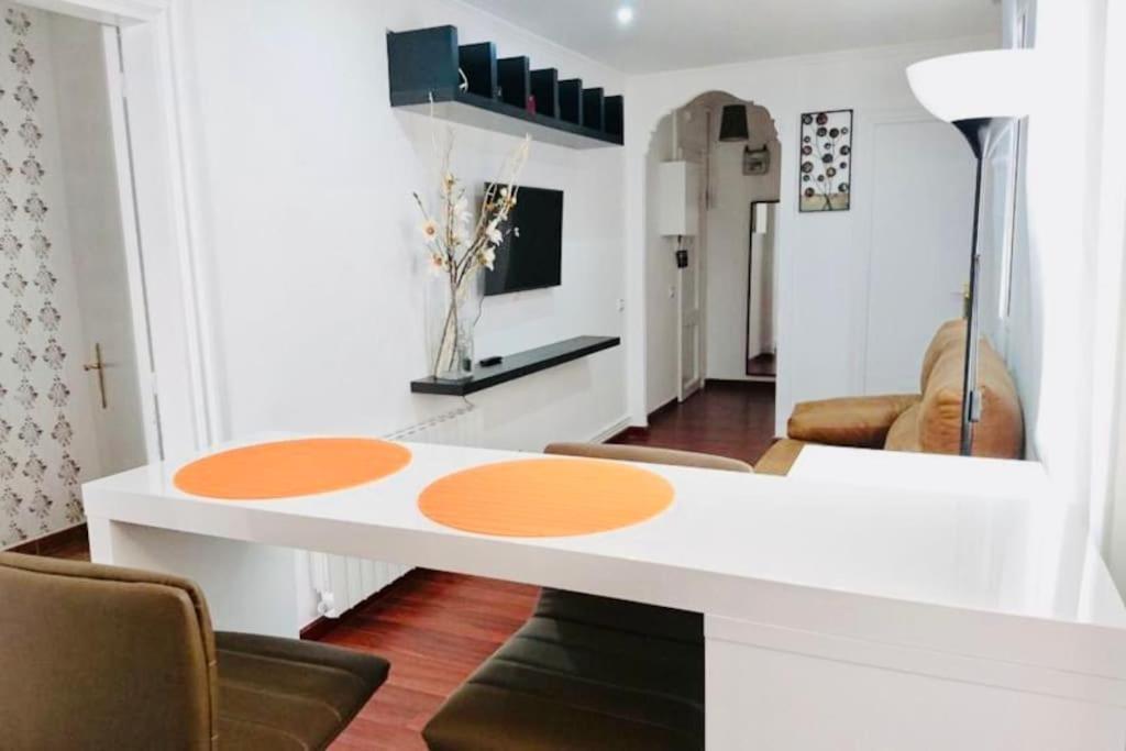Plaza Espana - Comodo Y Luminoso Con Balcon Y Wifi Apartamento