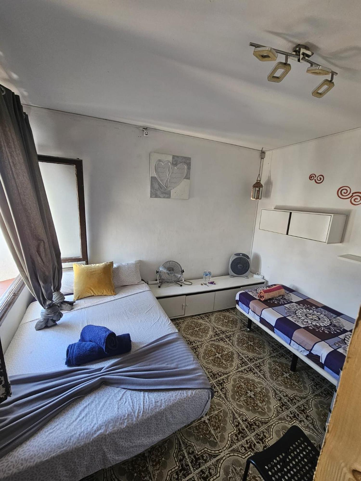 Capsule hotel Poble Sec Nino House