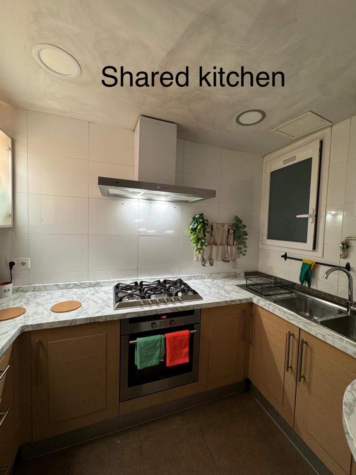 Spacious In Area A Apartment Barcelona