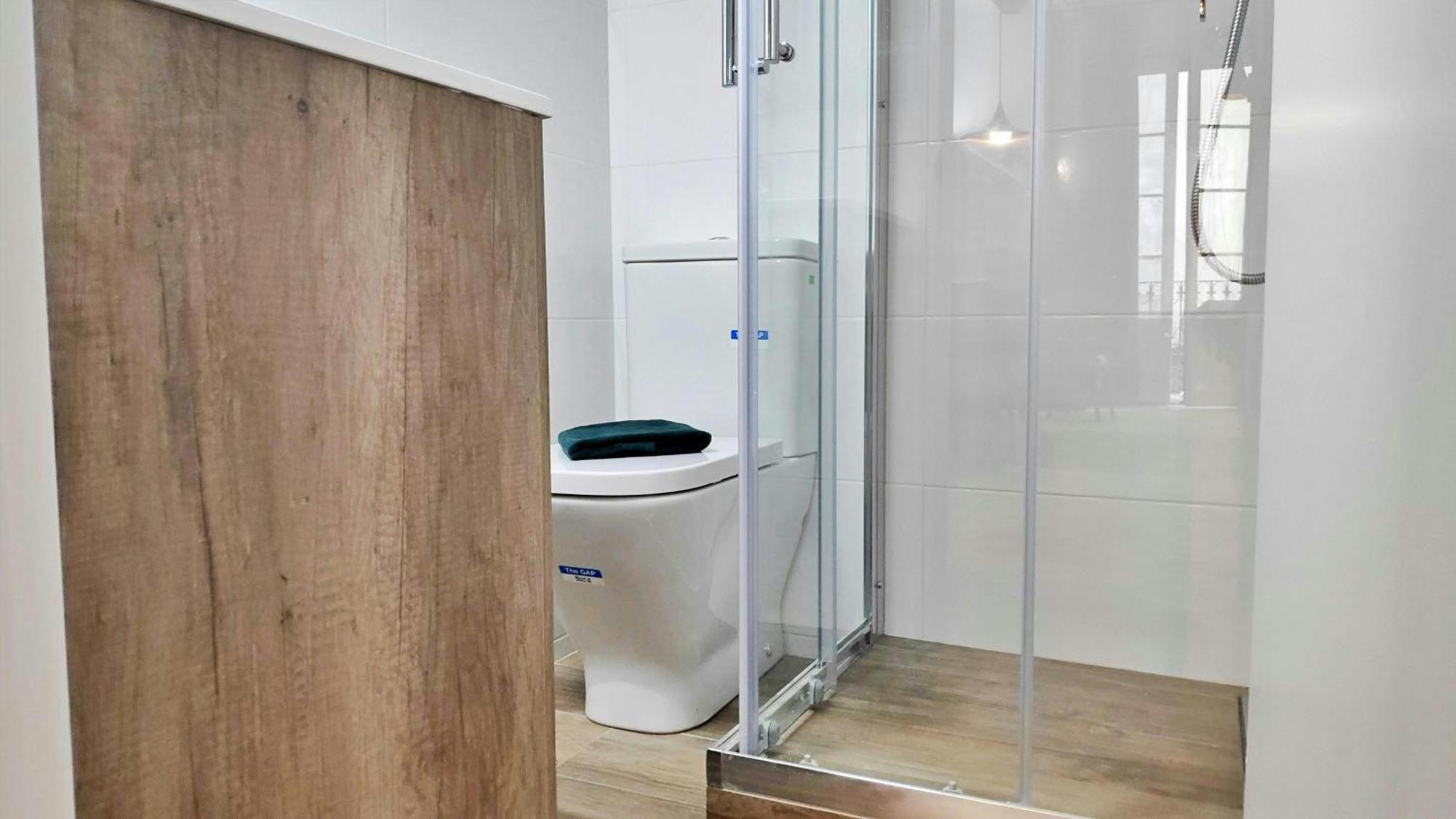 Sant Antoni 3 - Downtown Barcelona. Modern * Barcelona