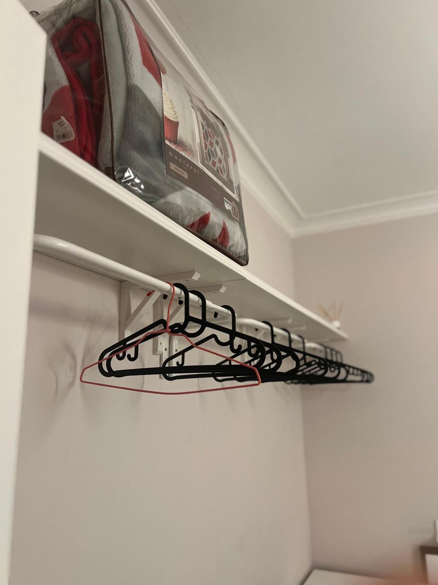 Spacious In Area A Apartment *