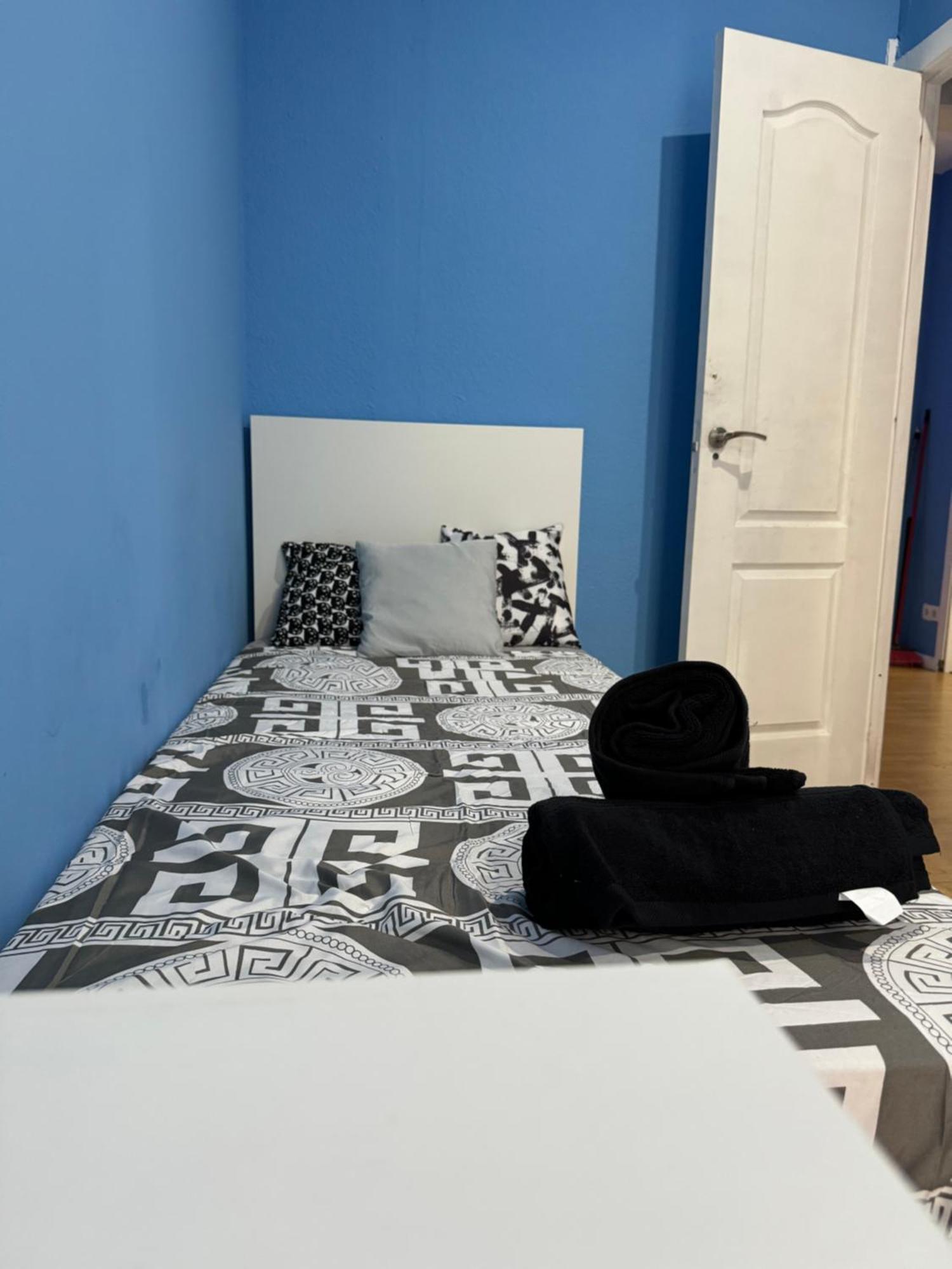 Nice And Comfortable For Your In Bcn Apartamento