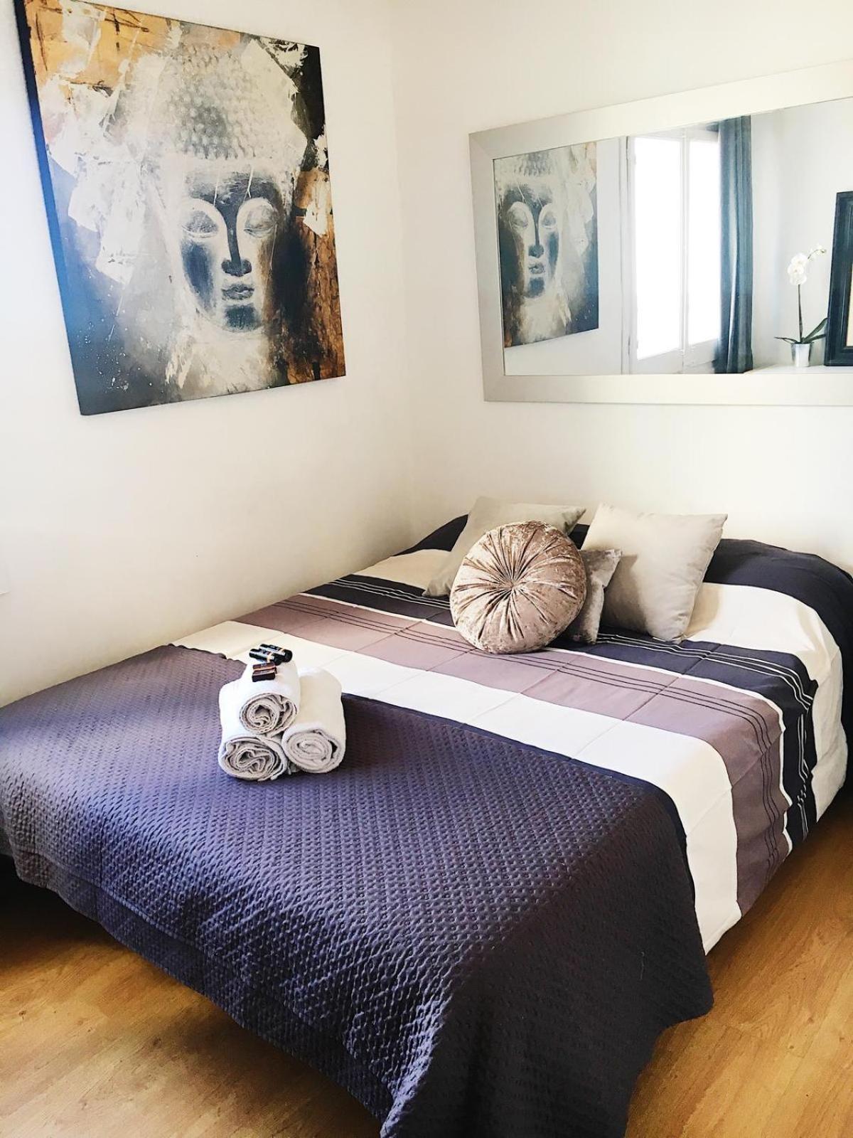 Erandi Ramblas Hostel