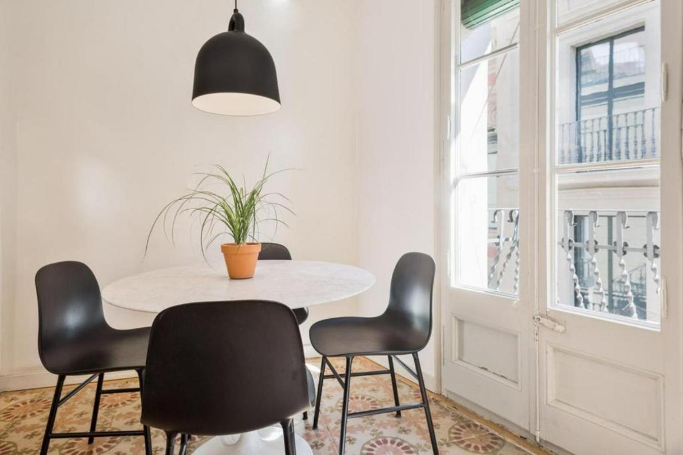 Ola Living Santa Anna * Barcelona