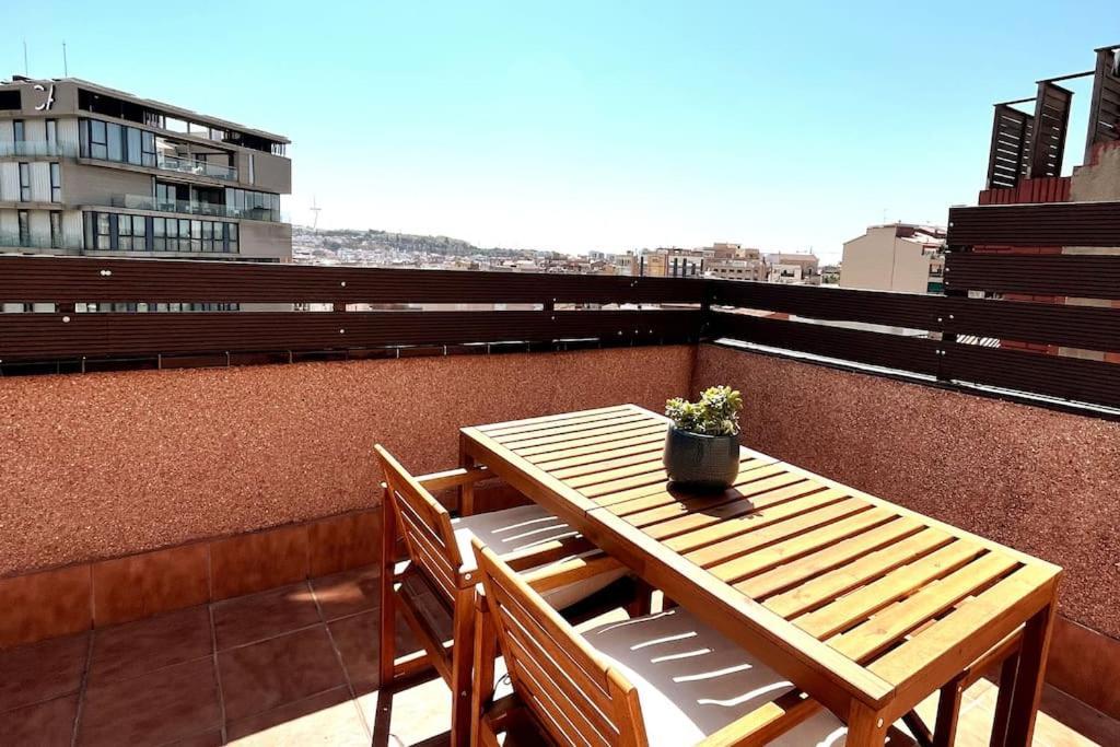 Bcn Central-atico Sants Apartamento *