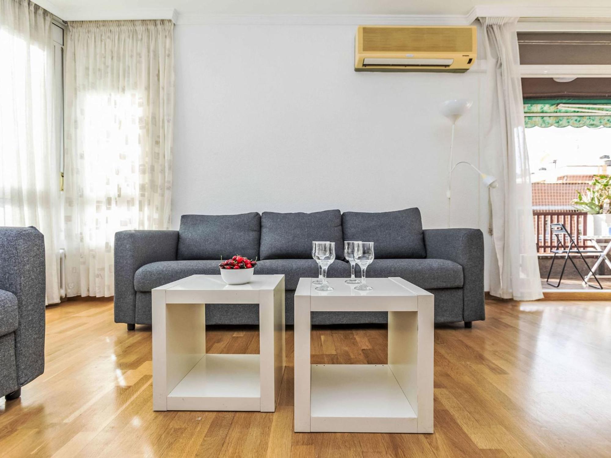 Sants-les Corts Galileu By Interhome Apartamento