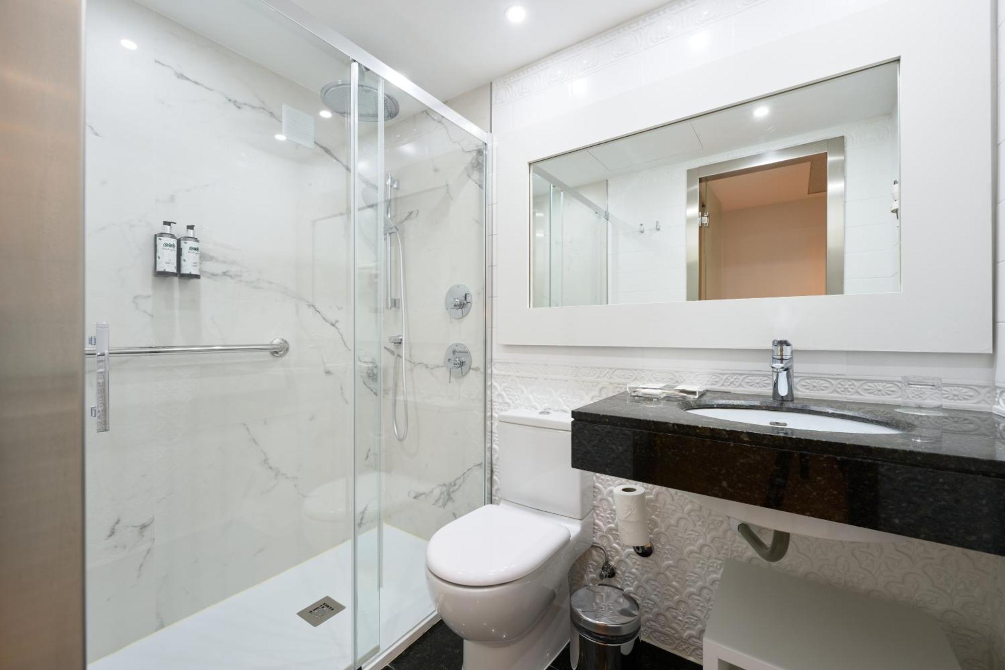 Hotel Catalonia Roma Barcelona