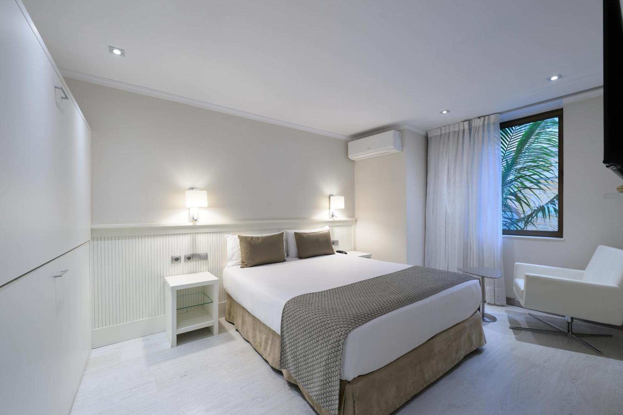 Catalonia Roma 3* Barcelona
