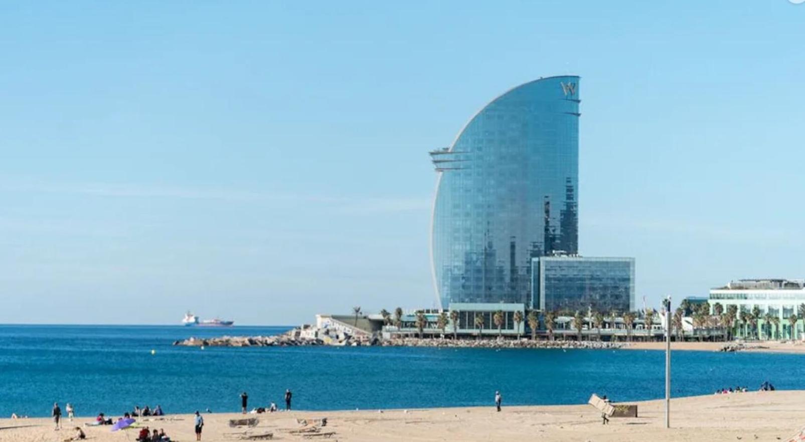 Zafiro, A Wonderful Yacht In Barcelona