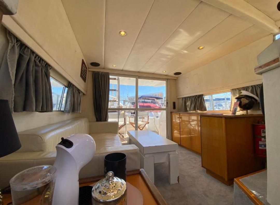 Zafiro, A Wonderful Yacht In Barcelona