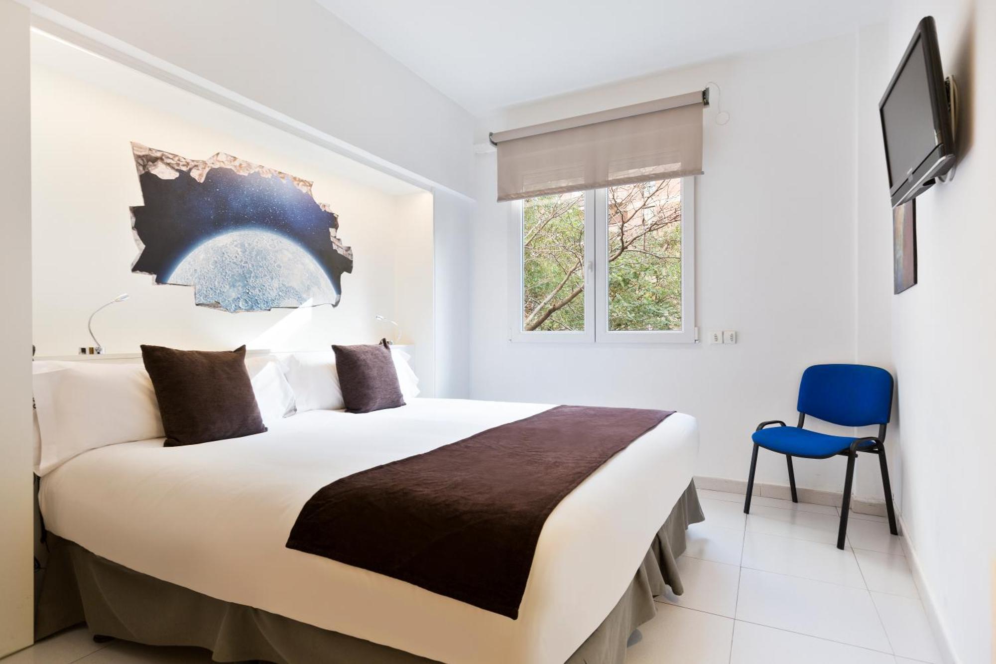Travessera Hotel 2*