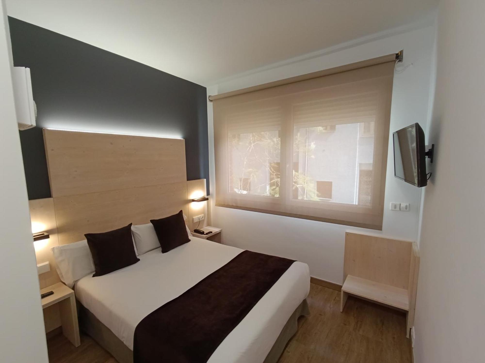 Hotel Travessera Barcelona