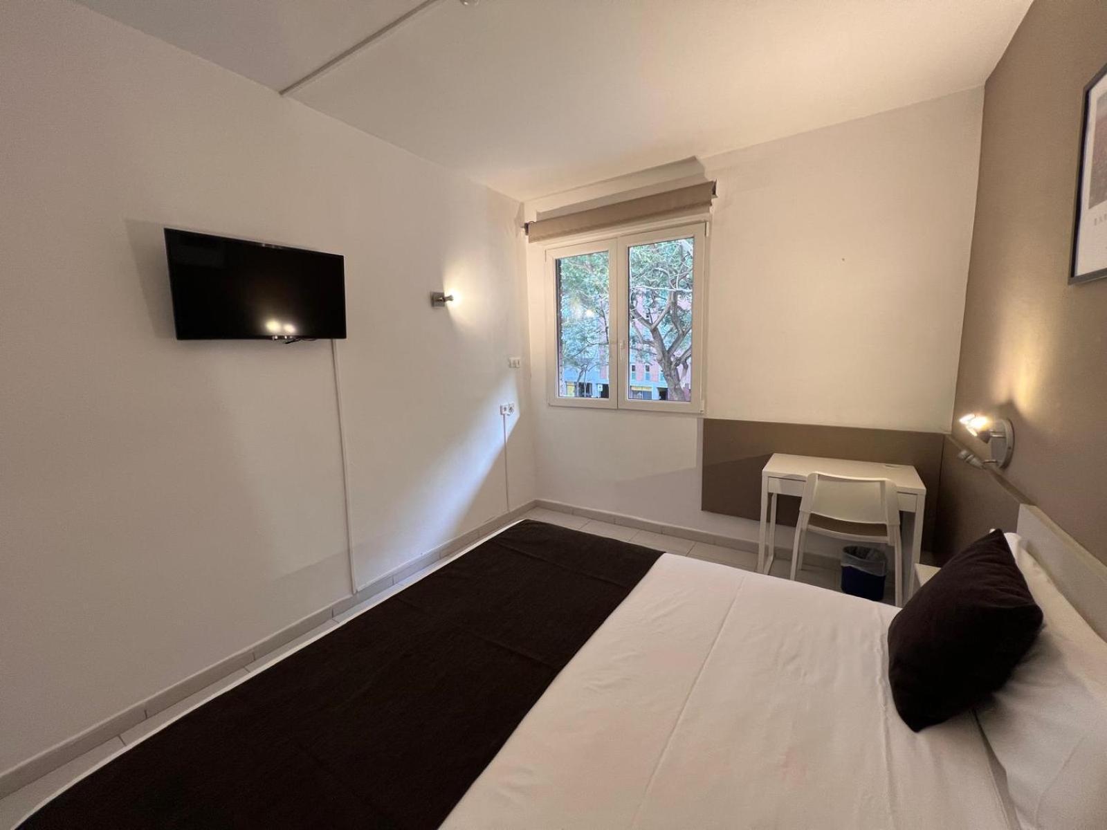 Travessera Hotel 2*
