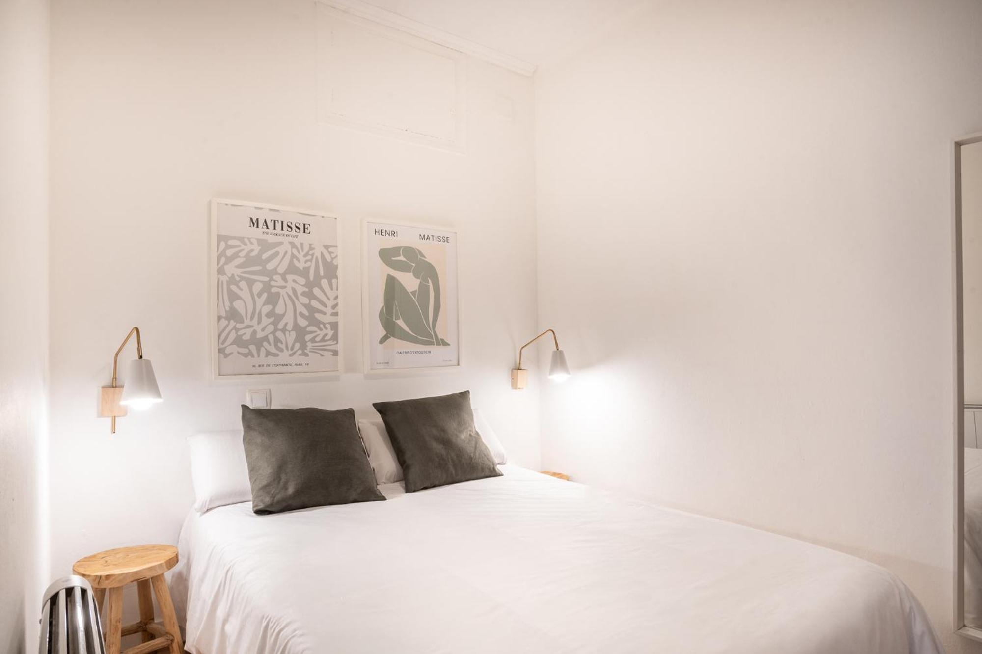 Comfortable For Groups Next To Sagrada Familia Apartment