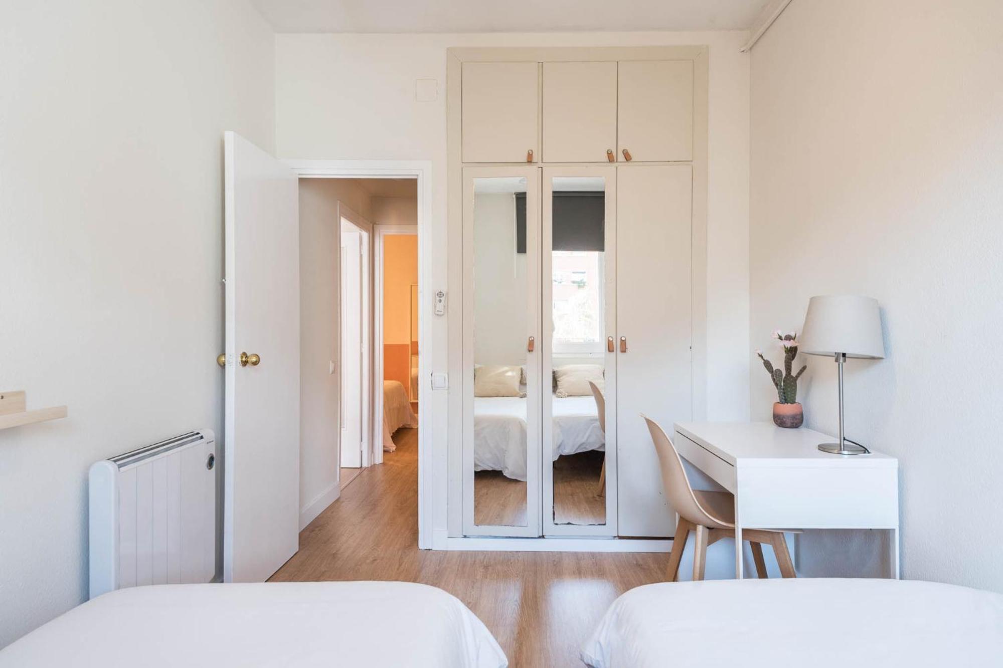 Comfortable For Groups Next To Sagrada Familia * Barcelona