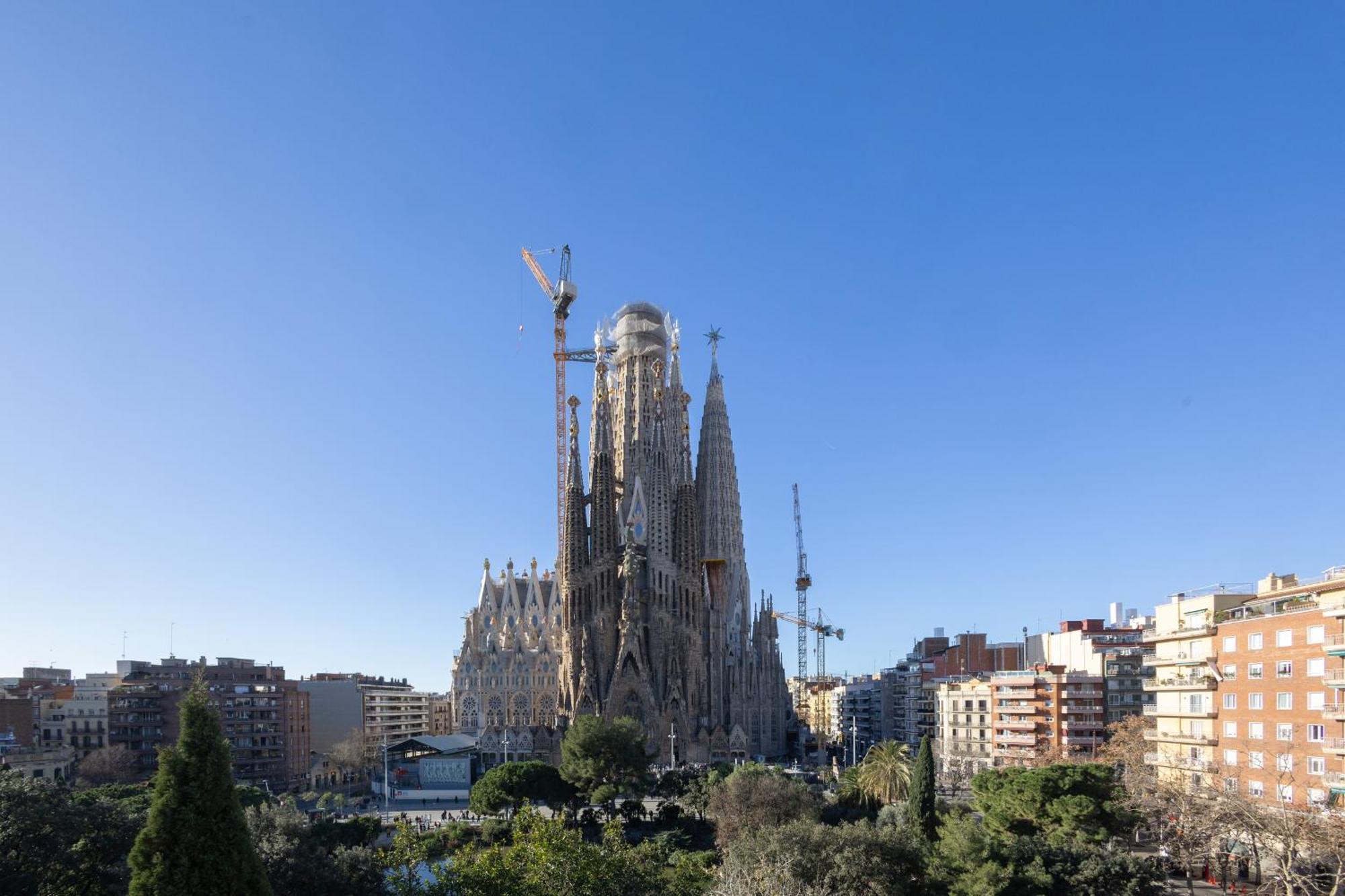 Housalia Sagrada Familia Views * Barcelona