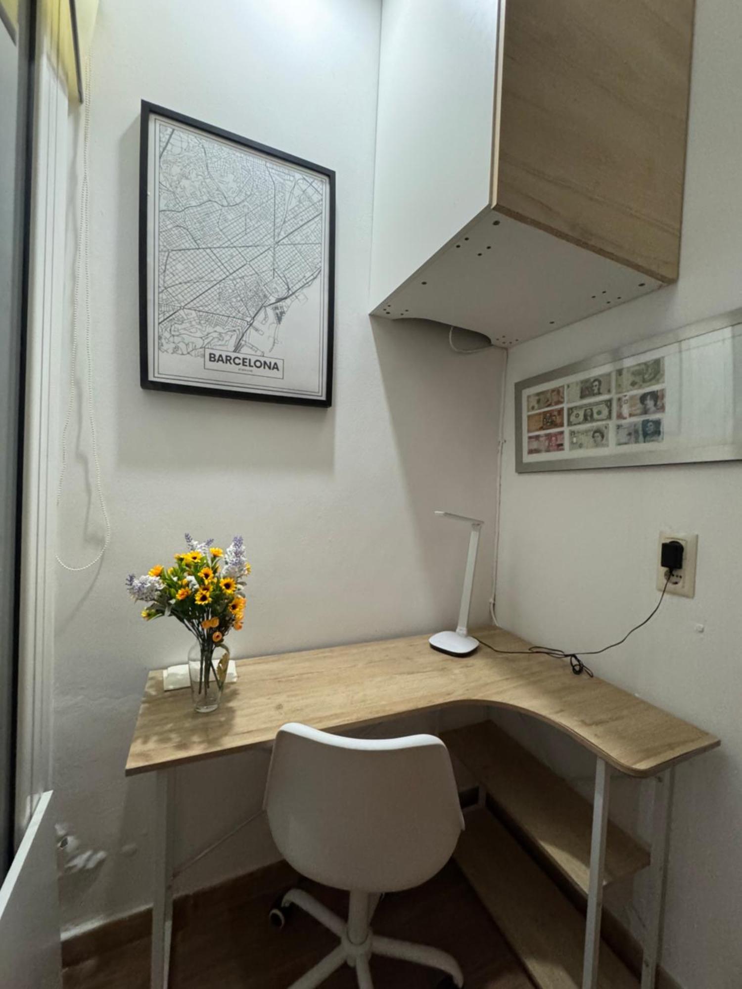 Apartamento Pamis Sants, Barcelona