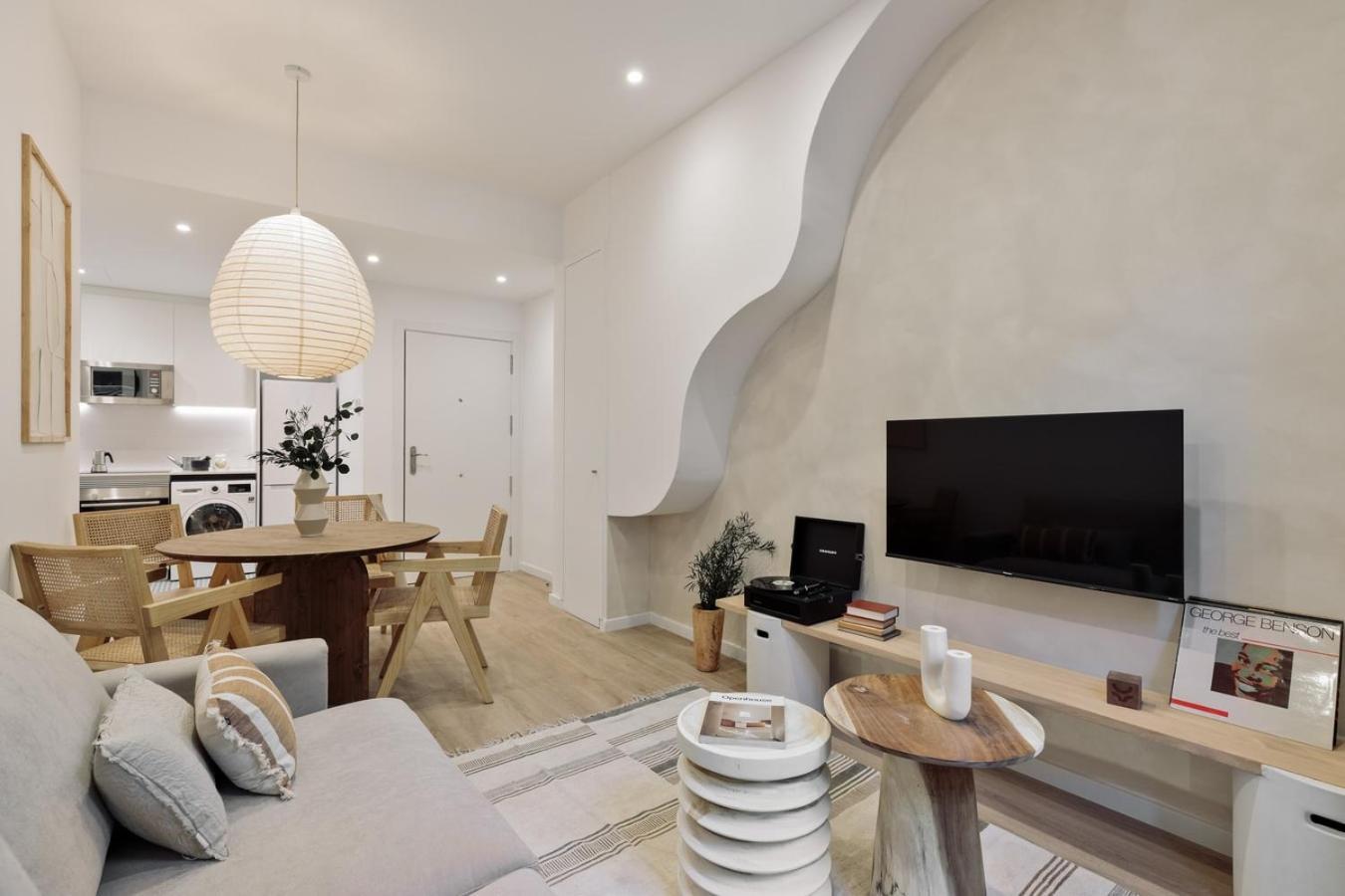 Apartamento Praiano - 2 Bedrooms, Balcony And Terrace In Ciutat Vella *