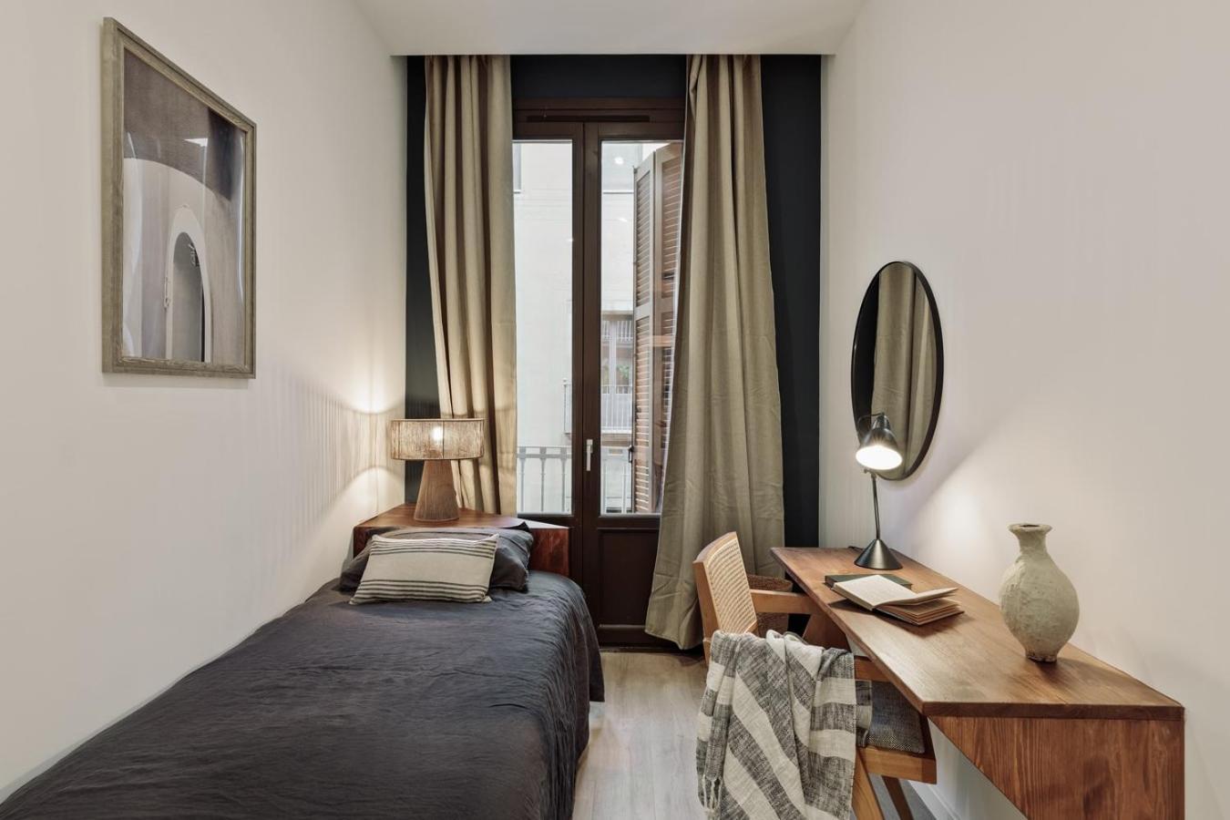 Praiano - 2 Bedrooms, Balcony And Terrace In Ciutat Vella * Barcelona