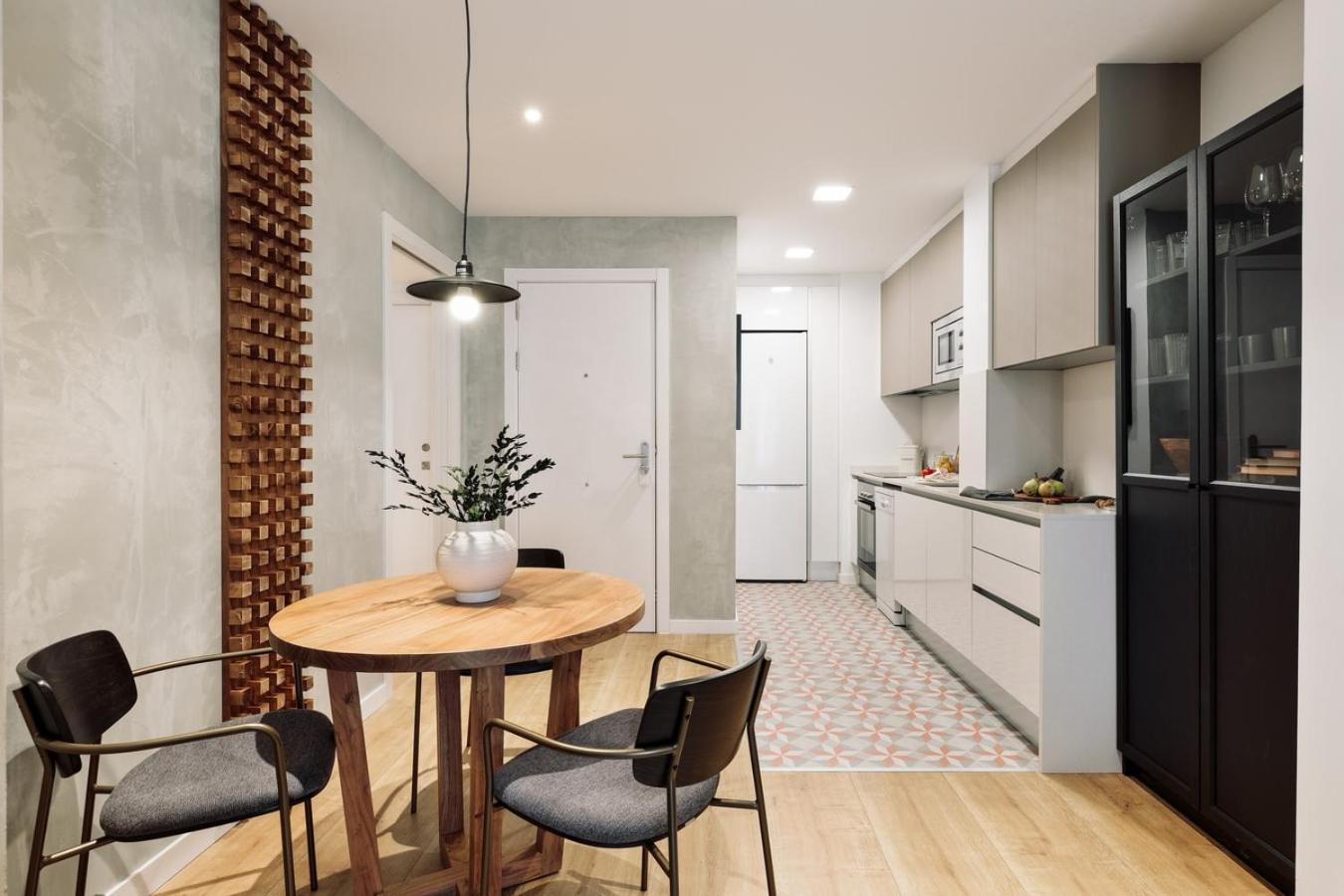 Apartamento Ebre - 1 Bedroom And Balcony In Eixampre Esquerre *
