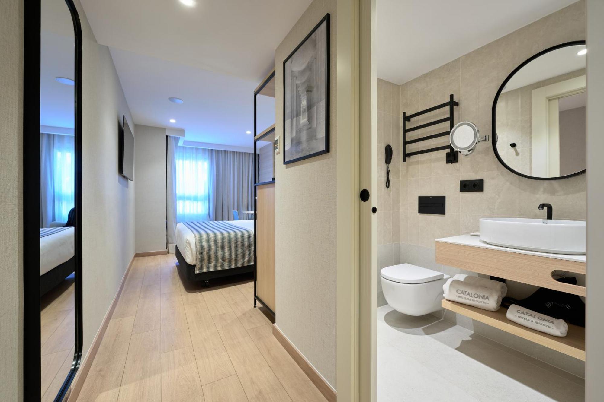 Hotel Catalonia Park Güell 3*