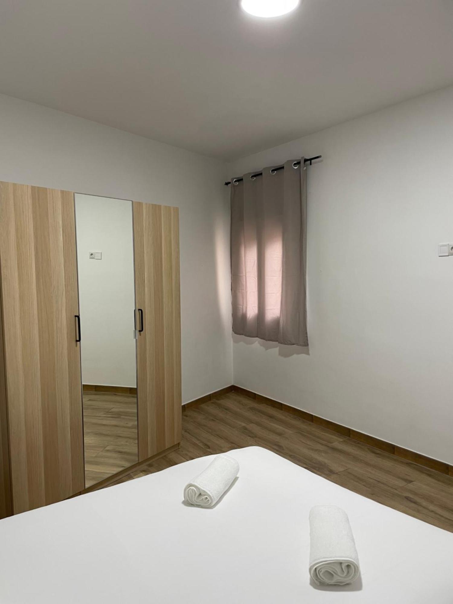 Apartamentos Tarradellas Sants Estacio