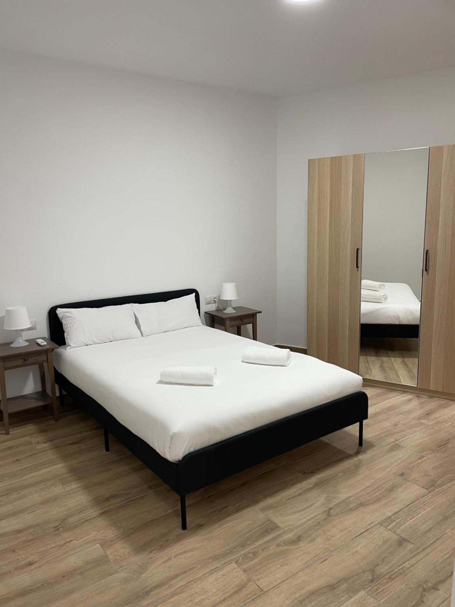 Apartamentos Tarradellas Sants Estacio Barcelona