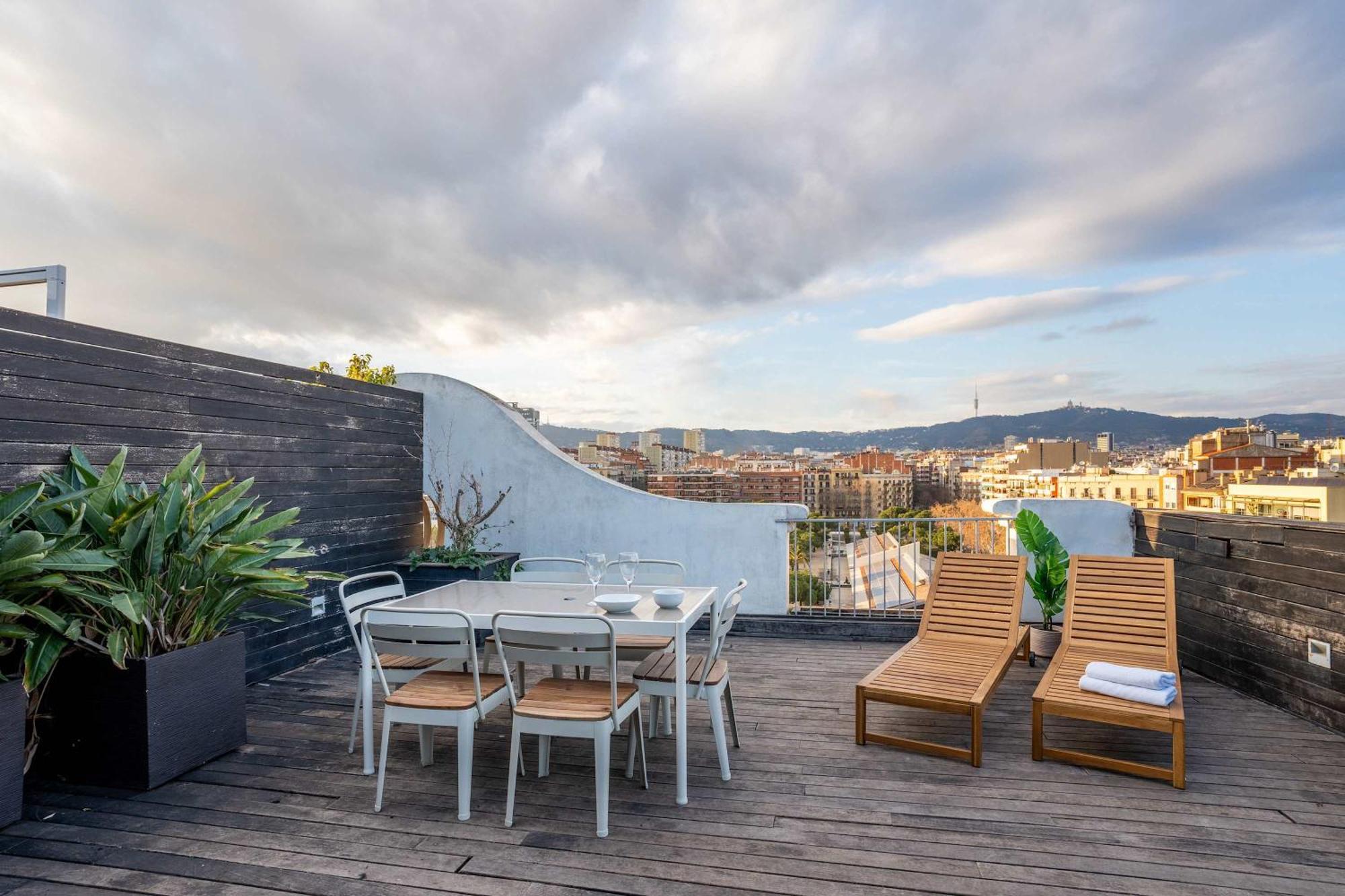 Amazing 3 Bedroom Penthouse In Plaza España Apartamento Barcelona