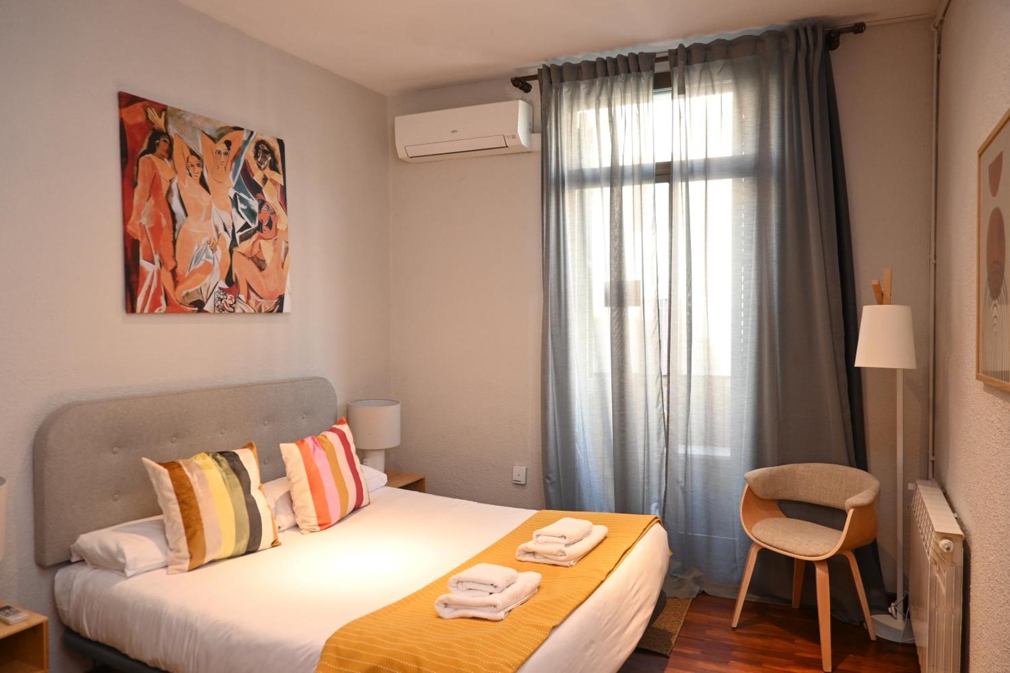 Homenfun Ramblas Apartamento *