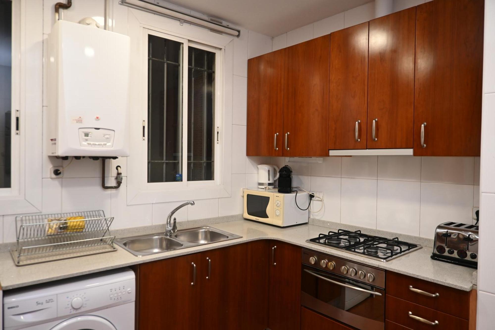 Homenfun Ramblas Apartamento *