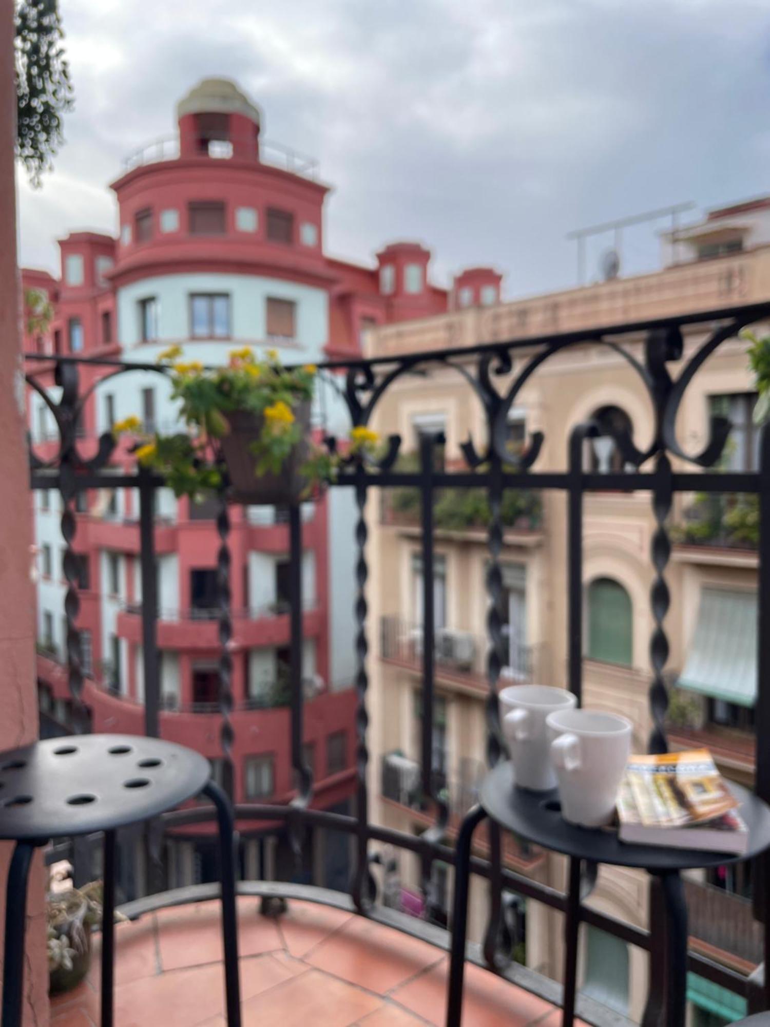 Apartamento Plaza Espana - Comodo Y Luminoso Con Balcon Y Wifi *