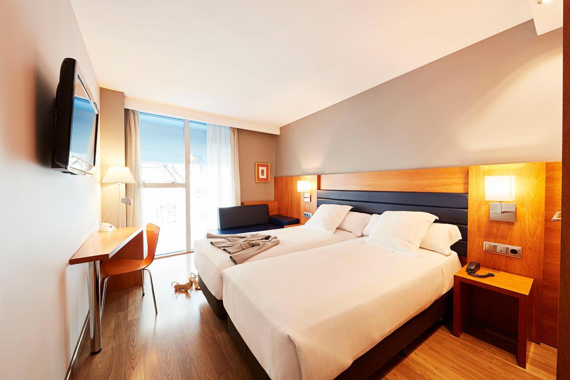 Hotel Century 3*