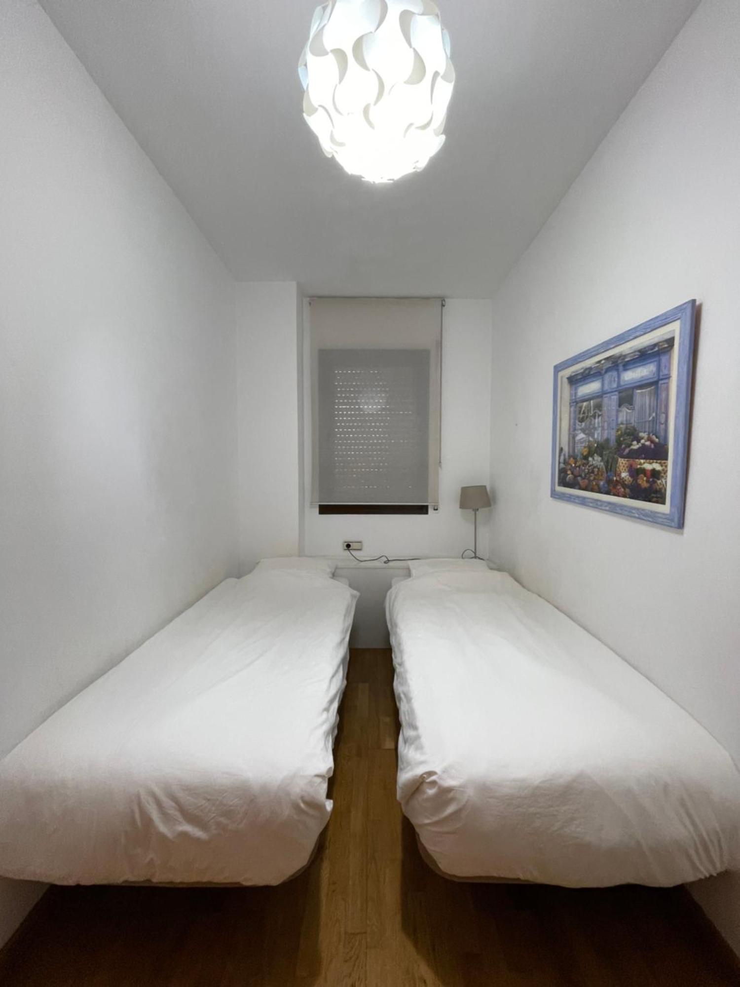 Comfy Downtown + Private Terrace *