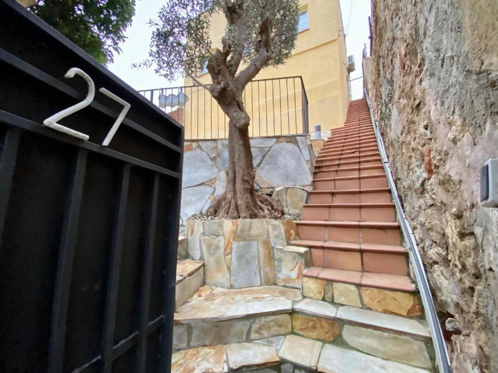 Casa Independientegardenviews2 Bedrooms Сasa de vacaciones Barcelona