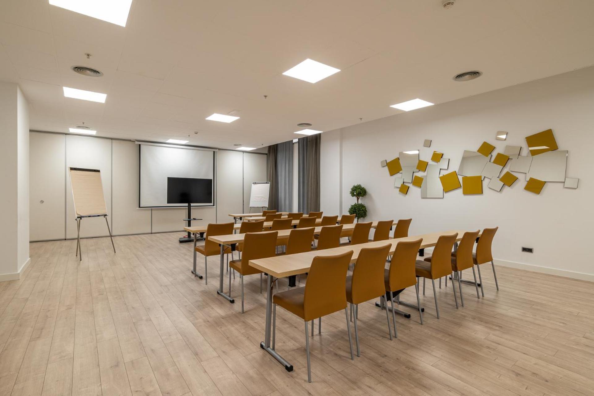 Naitly Poblenou Hotel