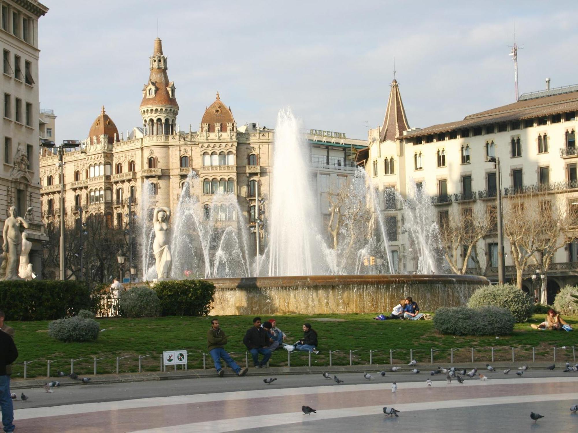 New Flat In The Center-eixample Passeig De Gracia * Barcelona