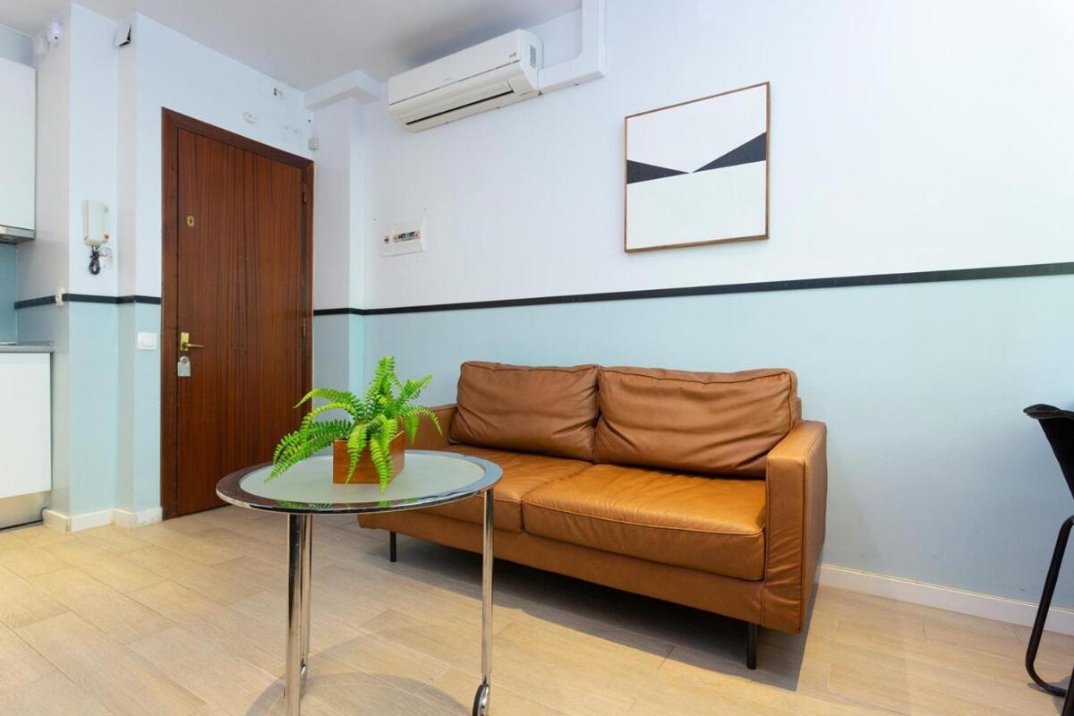 Precioso En Les Corts Apartment