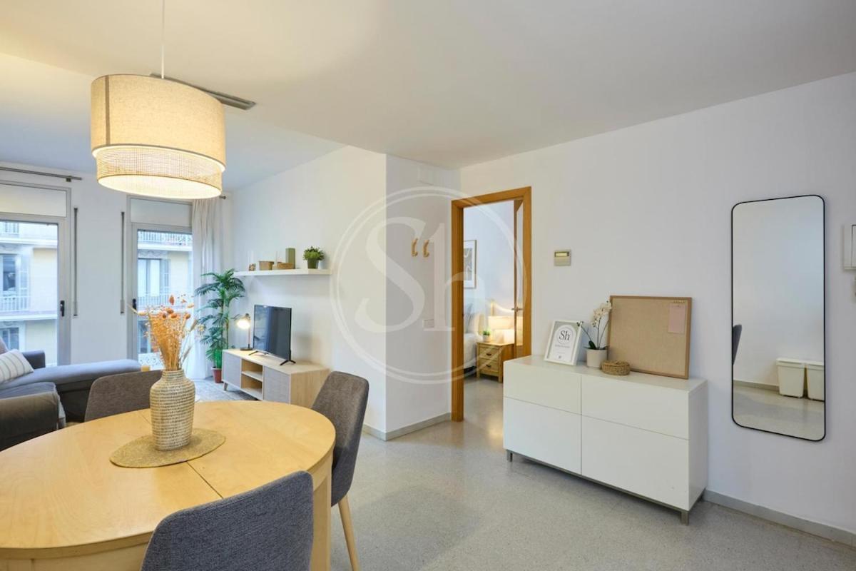 Bonito En Eixample Apartamento *