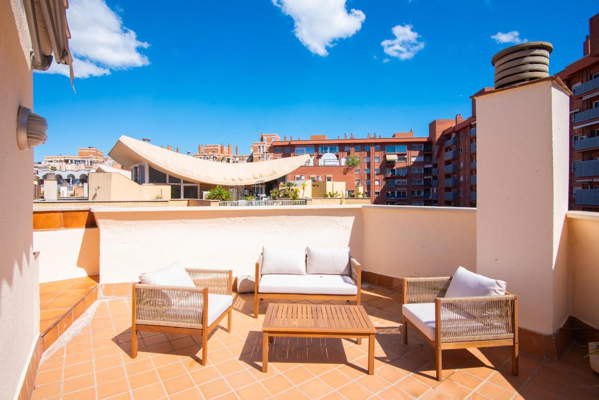 Casa Jasmine Family Near The Barcelona
