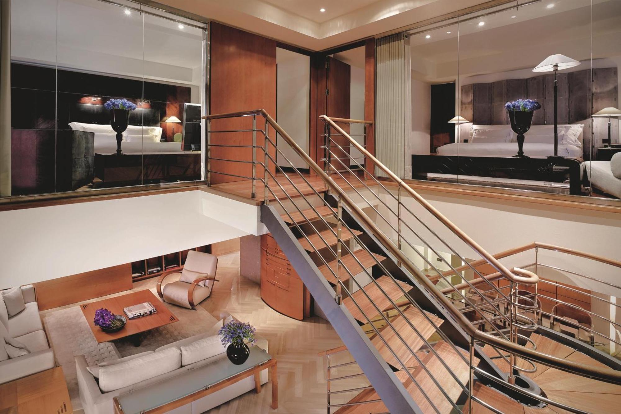 Hotel Arts 5*