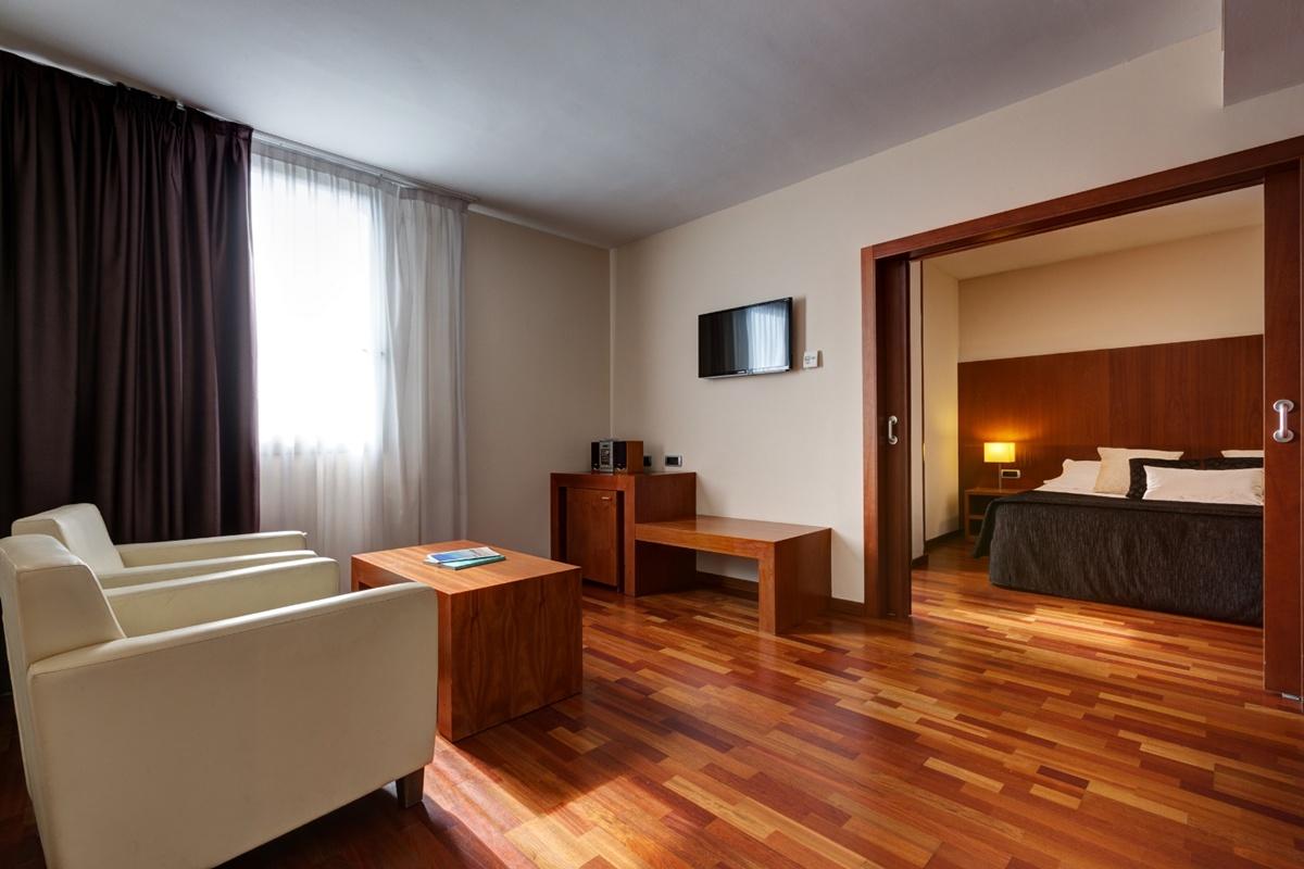 Acevi Villarroel 4* Barcelona
