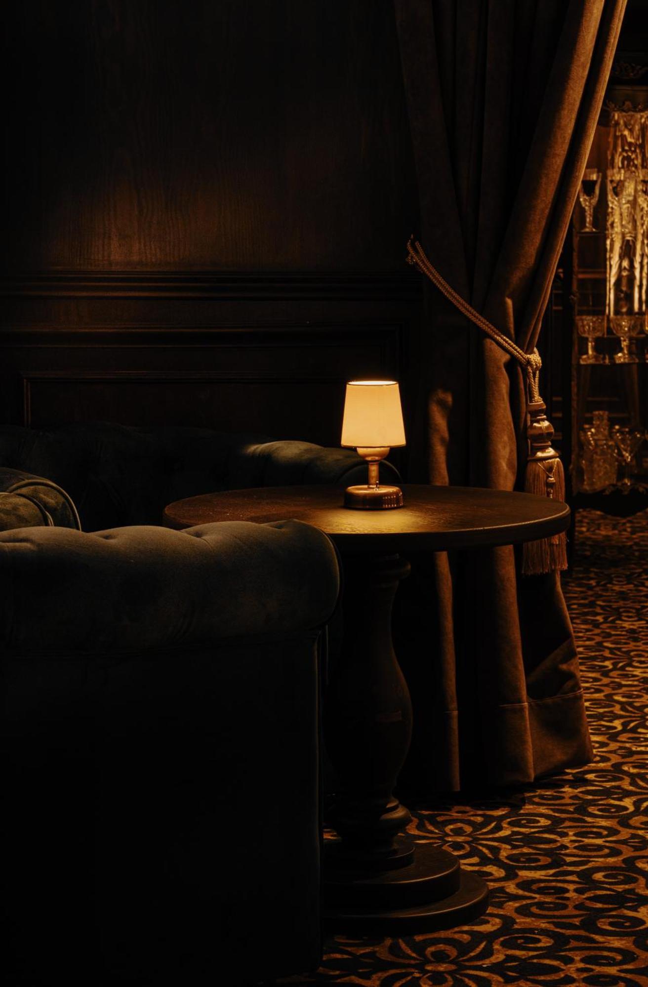 Hotel Hesperia Barri Gotic 3*