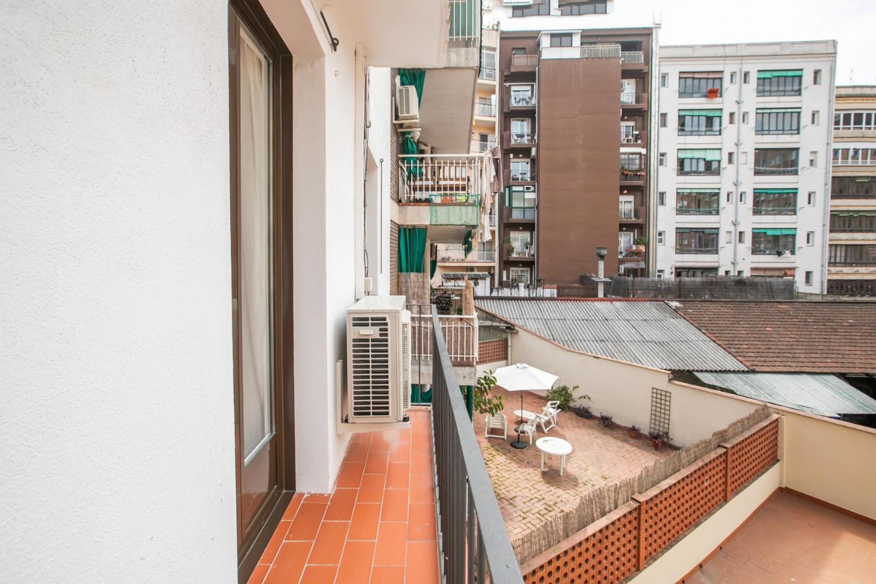 11mal1055 - Fantastic Near Sagrada Famil * Barcelona