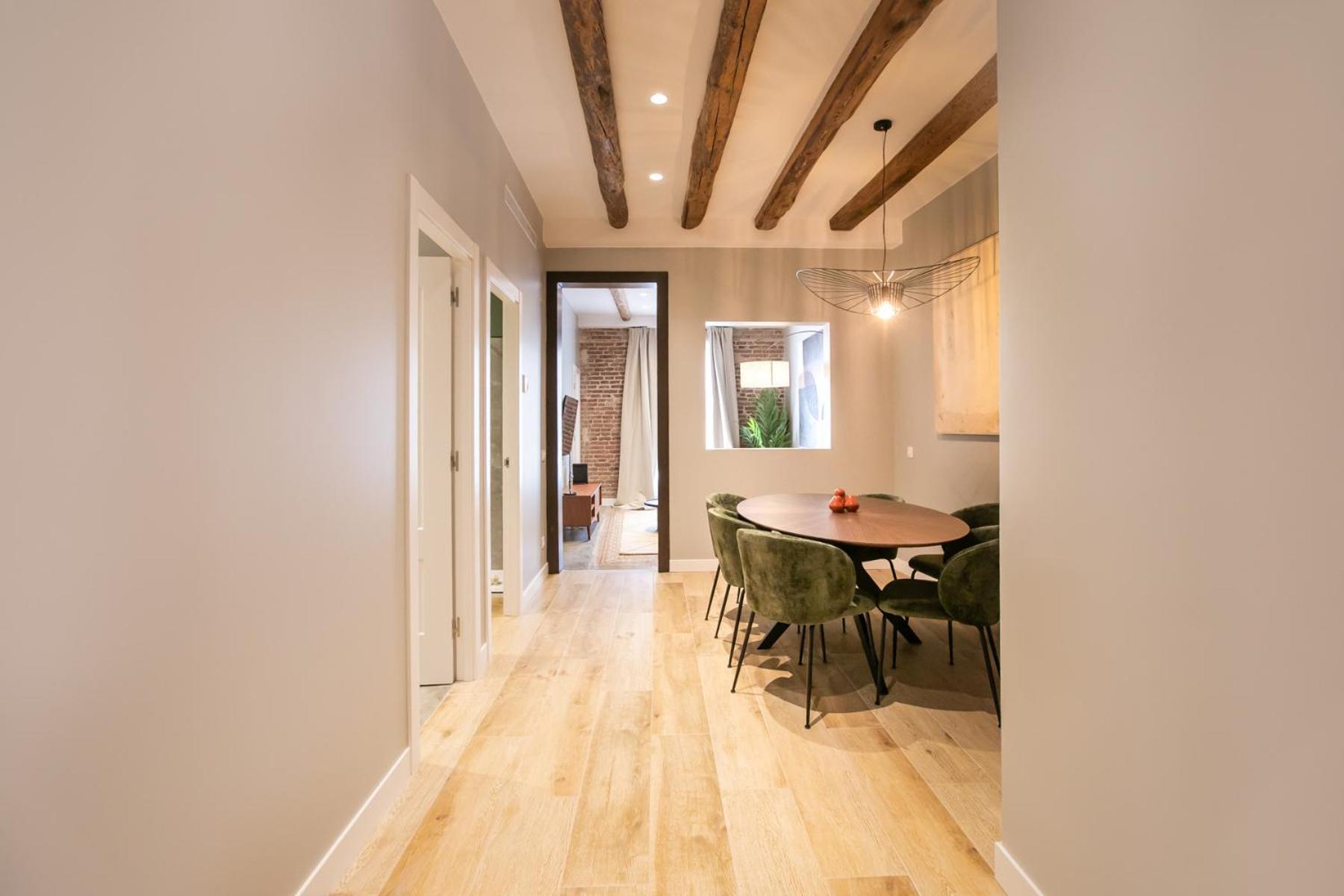 11mal1055 - Fantastic Near Sagrada Famil Barcelona