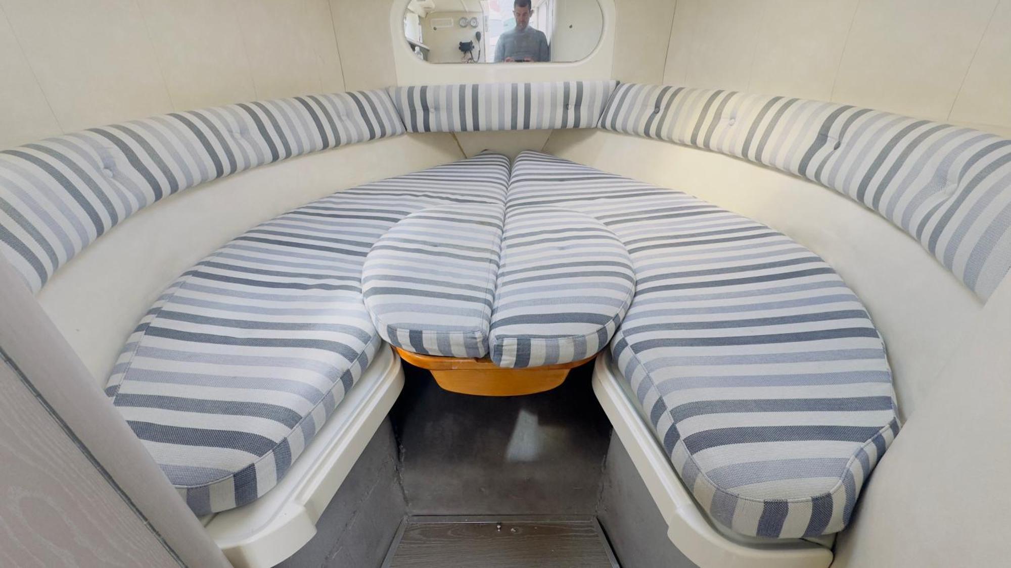 Sailing Experience In Hotel en barco Barcelona